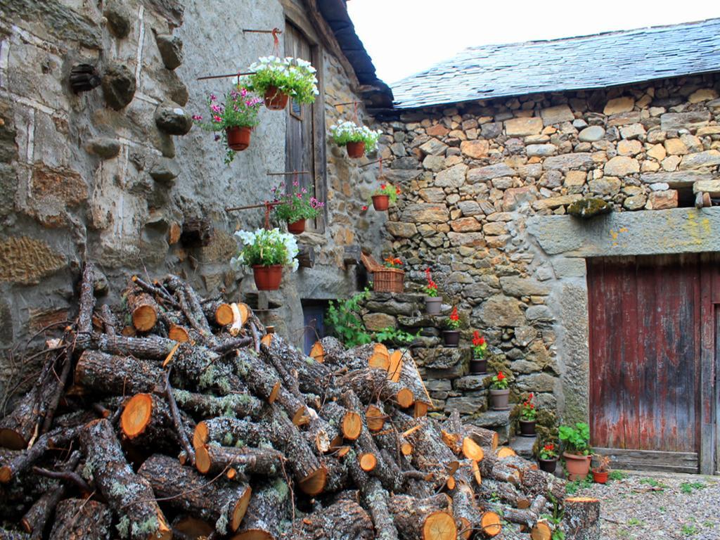 Casa Rural El Trubio Vigo de Sanabria Luaran gambar